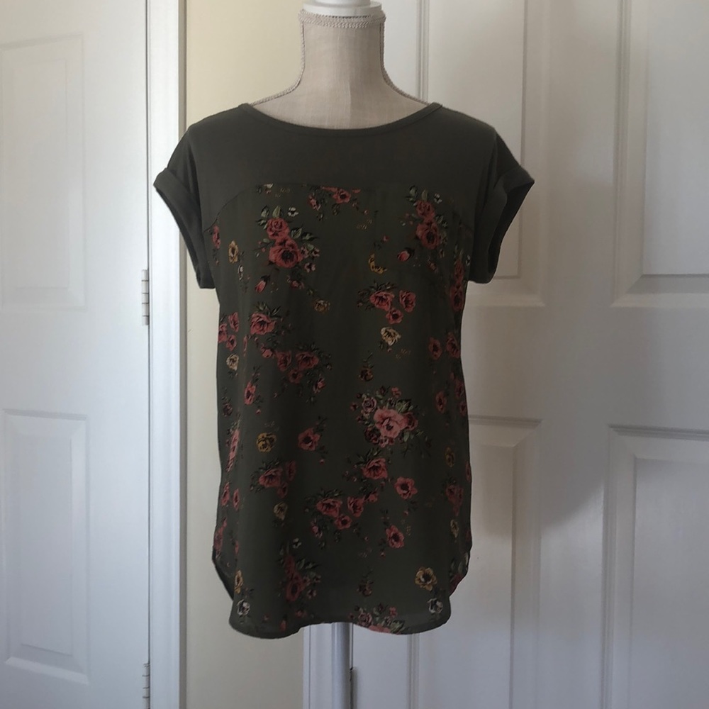 Jolt floral top(Small)